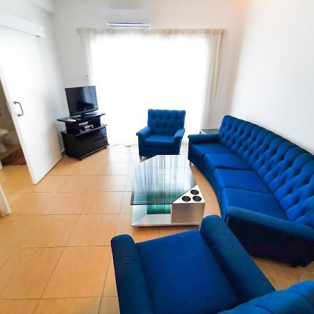 Off Course Seaview Apartment ラルナカ エクステリア 写真