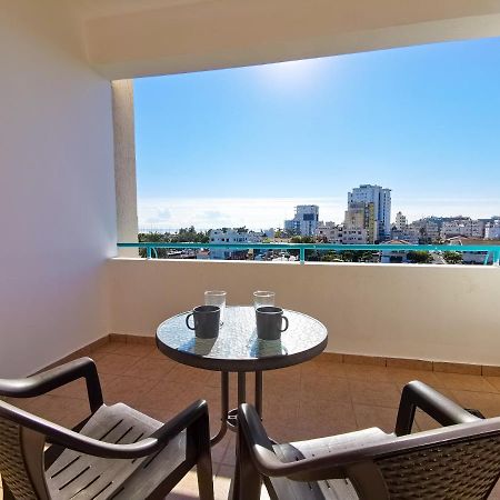 Off Course Seaview Apartment ラルナカ エクステリア 写真